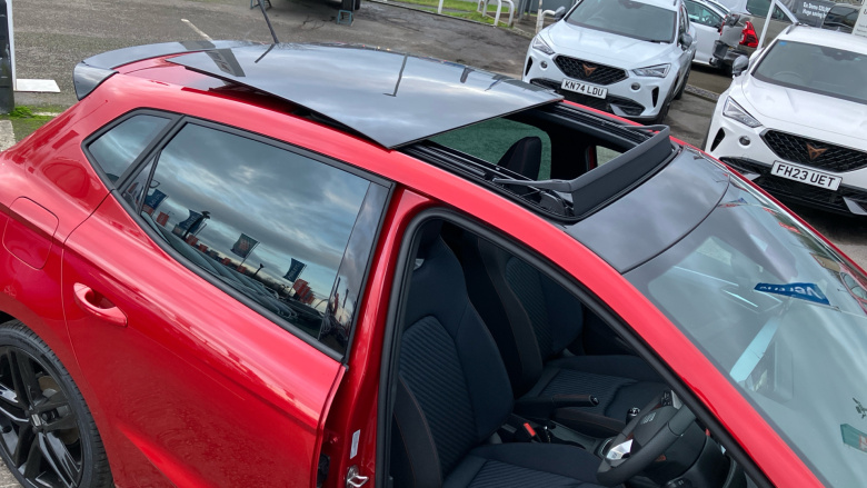 SEAT Ibiza 1.0 TSI 115 FR Black Edition 5dr Petrol Hatchback